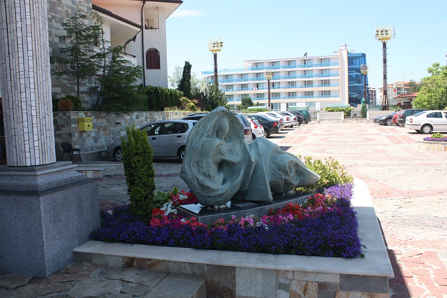 Болгария отели_2012 1216.jpg